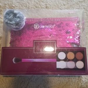 NEW BH Cosmetics Petite Highlight Set with Brush